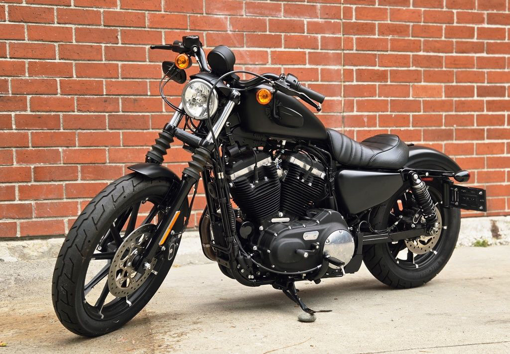 Iron 883®