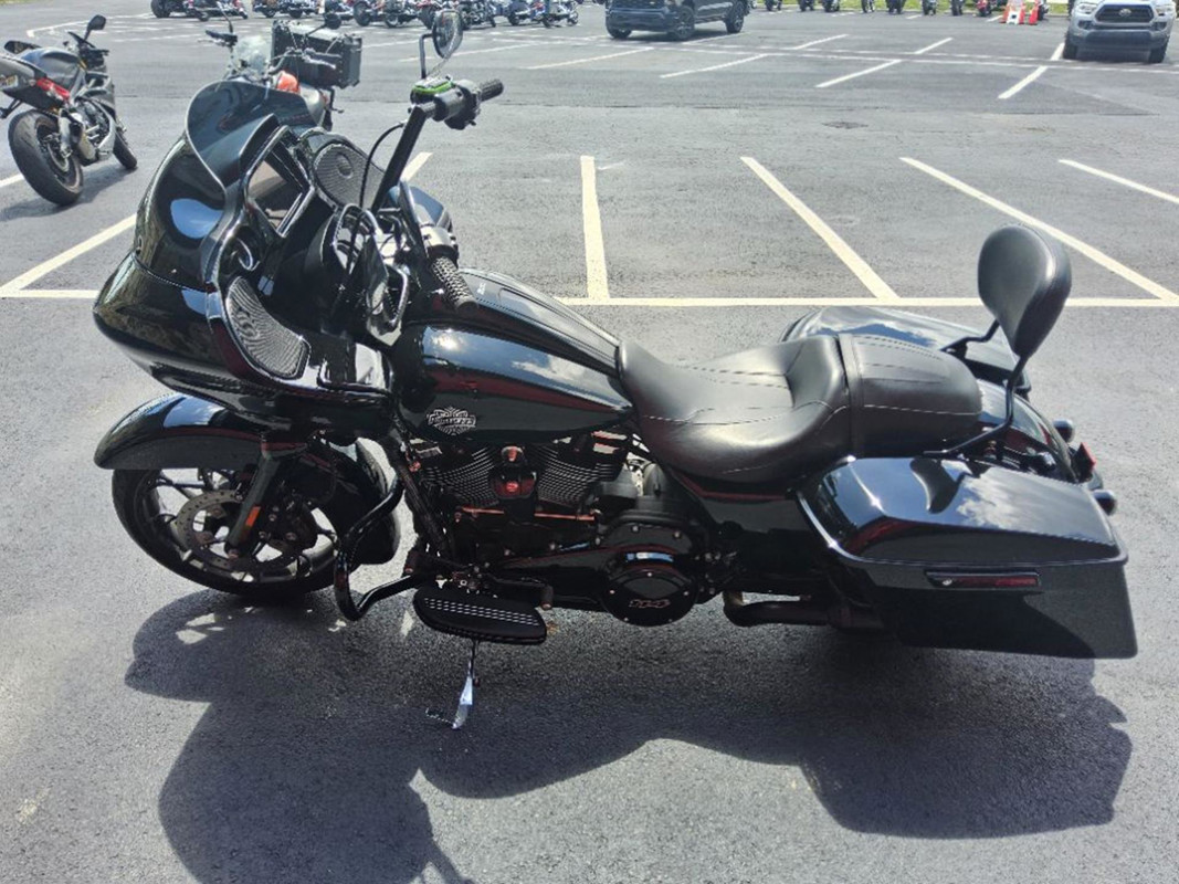 Road Glide® Special
