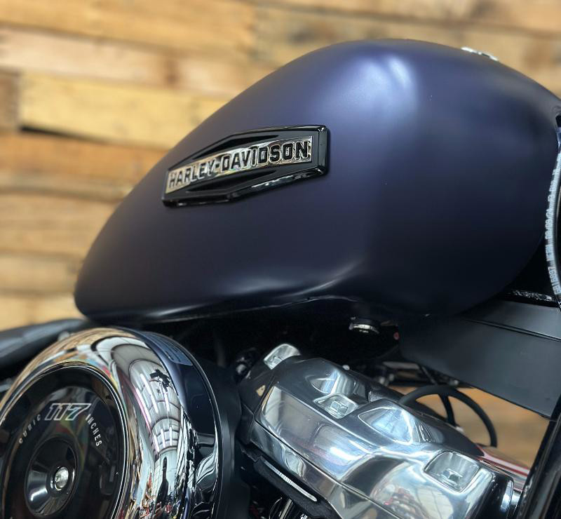 Street Bob®