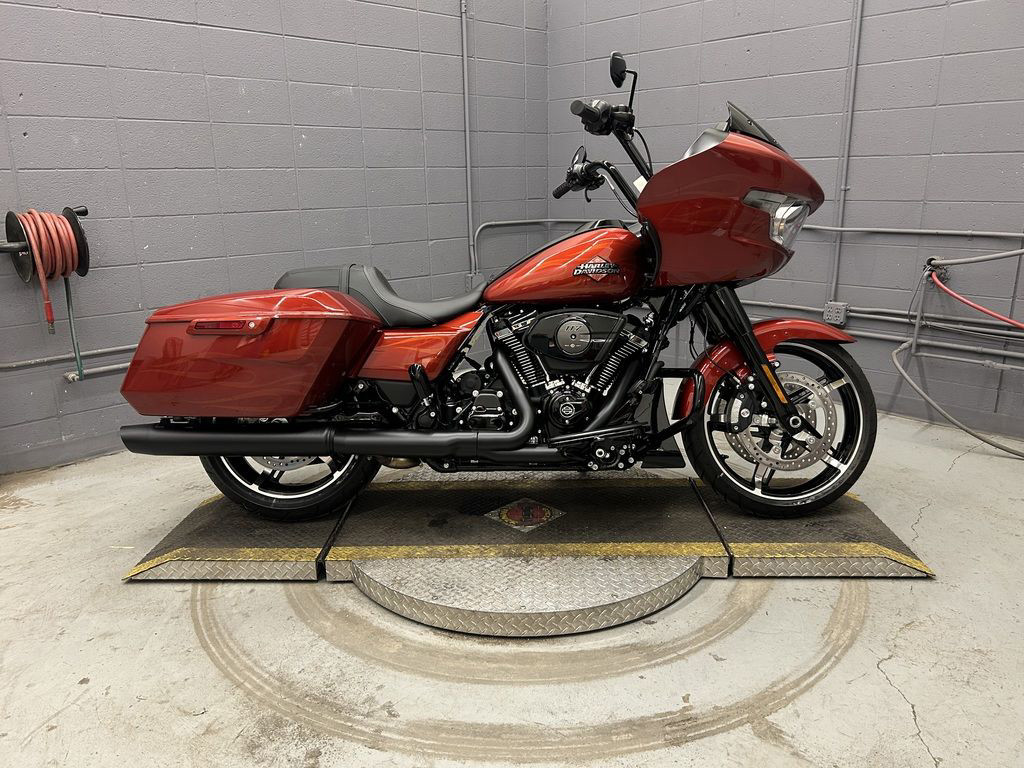 Road Glide®
