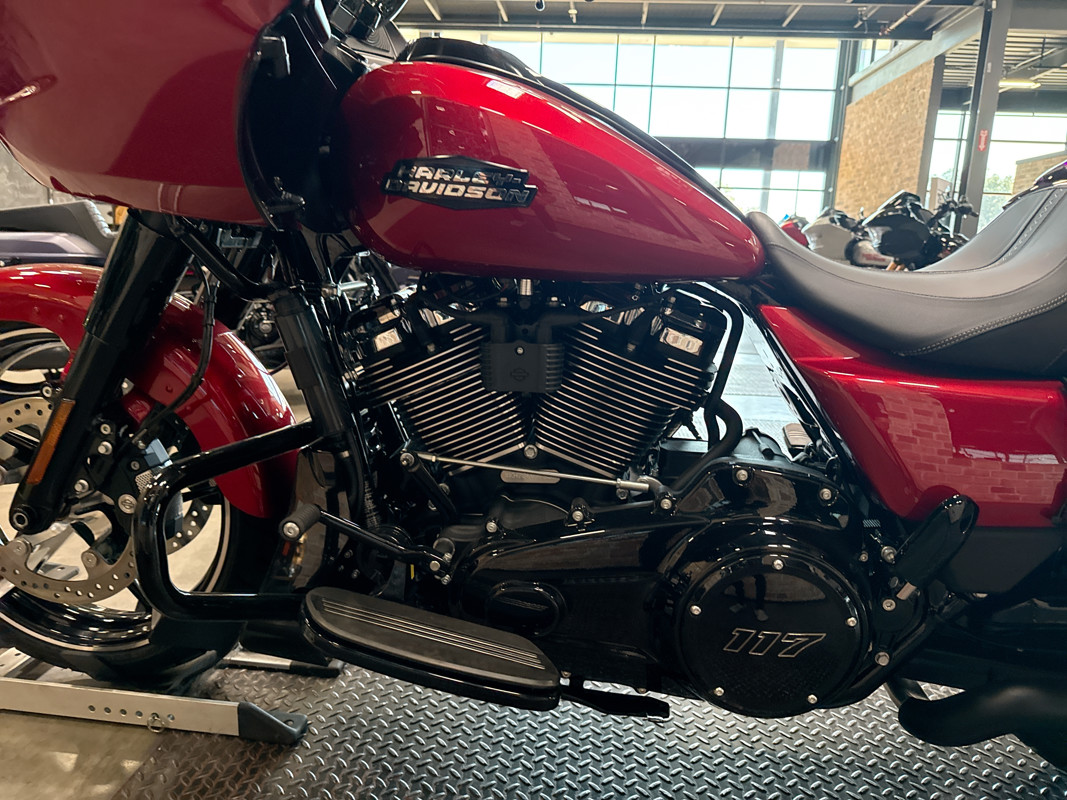Road Glide®