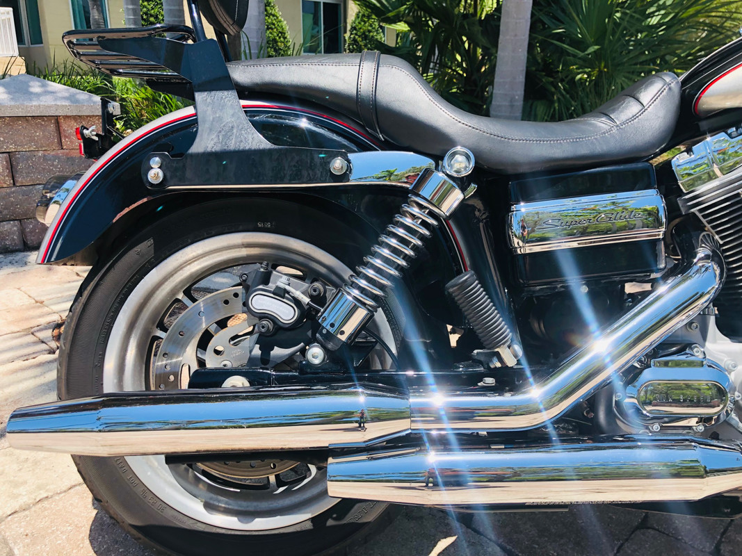 Dyna® Super Glide® Custom