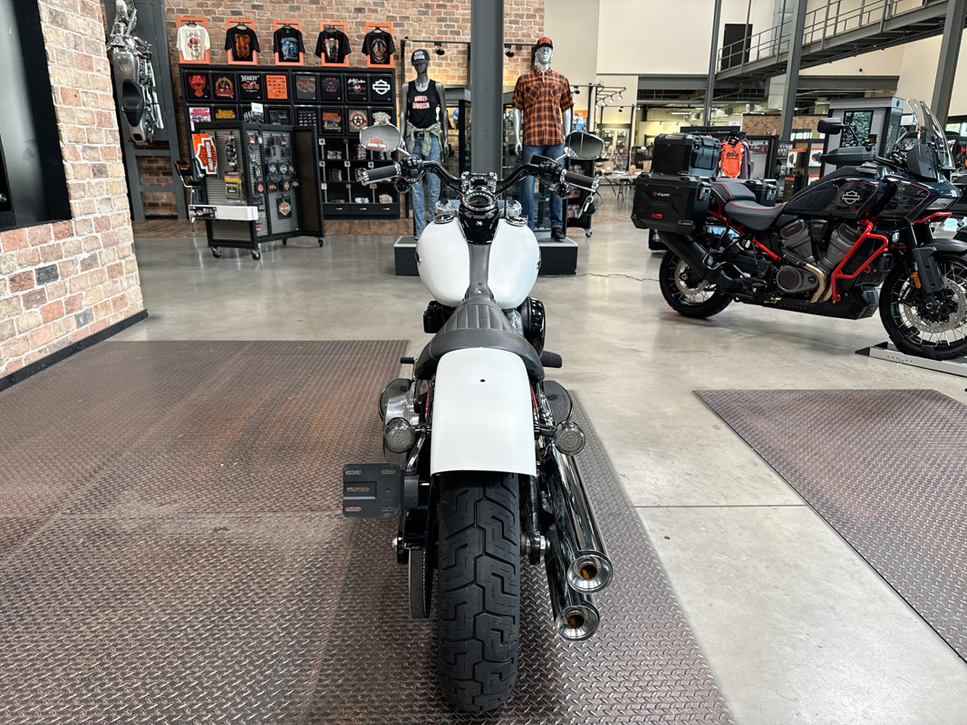 Softail® Slim®