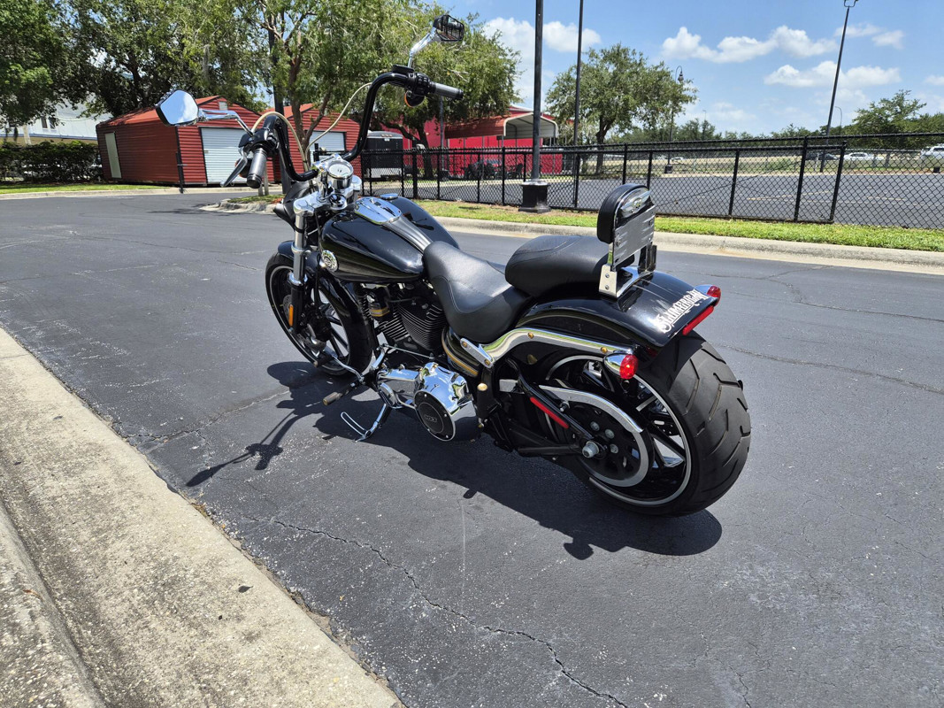 Softail® Breakout®