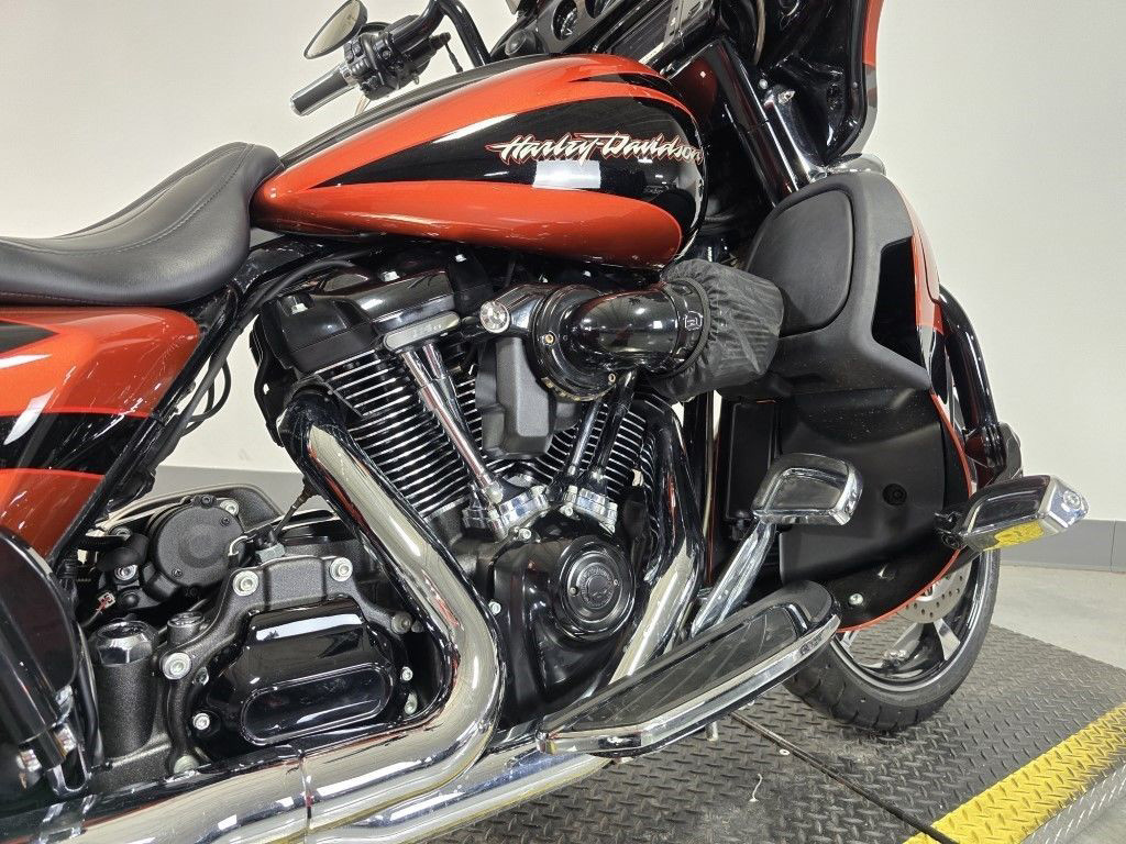 CVO® Street Glide®
