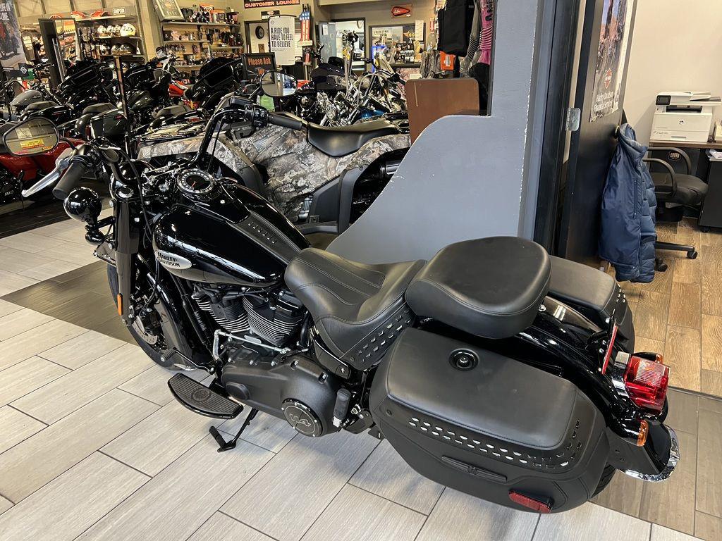 Heritage Classic 114