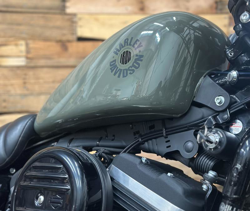 Iron 883®