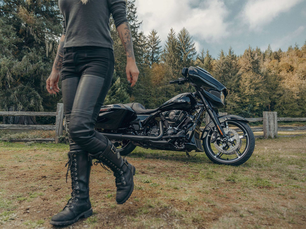 Street Glide®