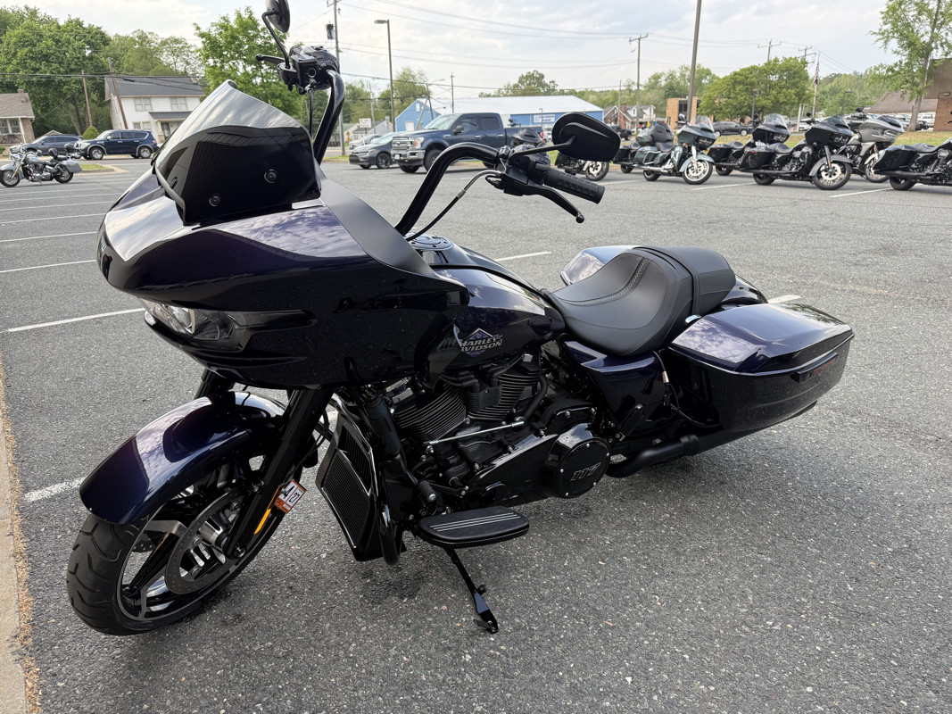 Road Glide®