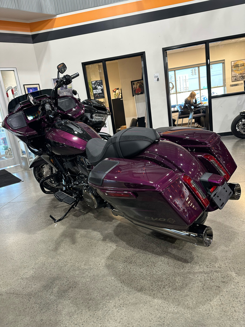 CVO® Road Glide®