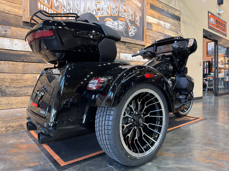 Street Glide® 3 Limited