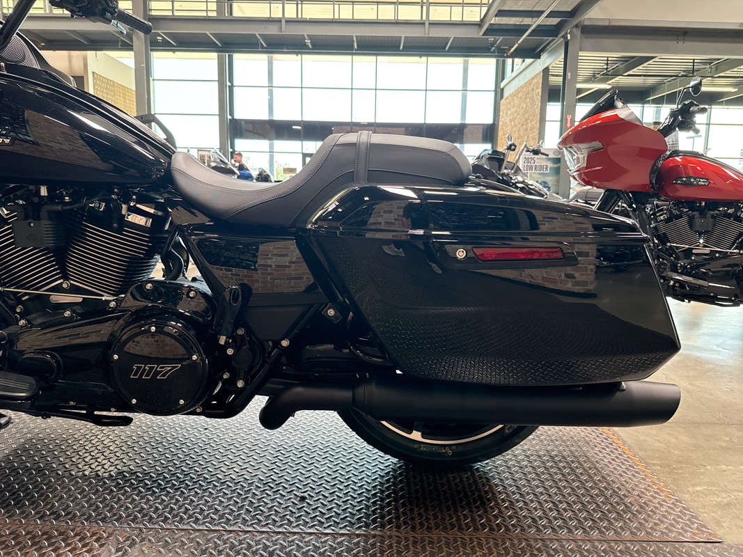 Road Glide®
