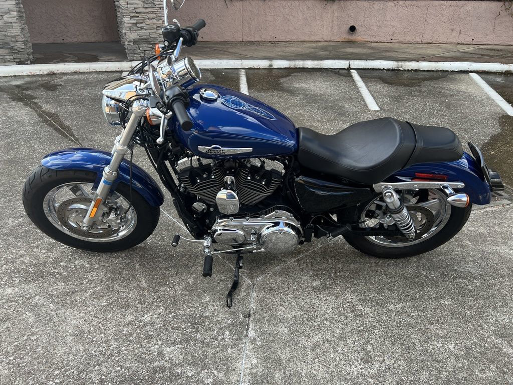Sportster® 1200 Custom