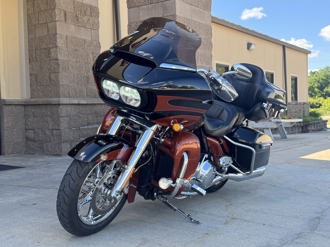 CVO® Road Glide® Ultra