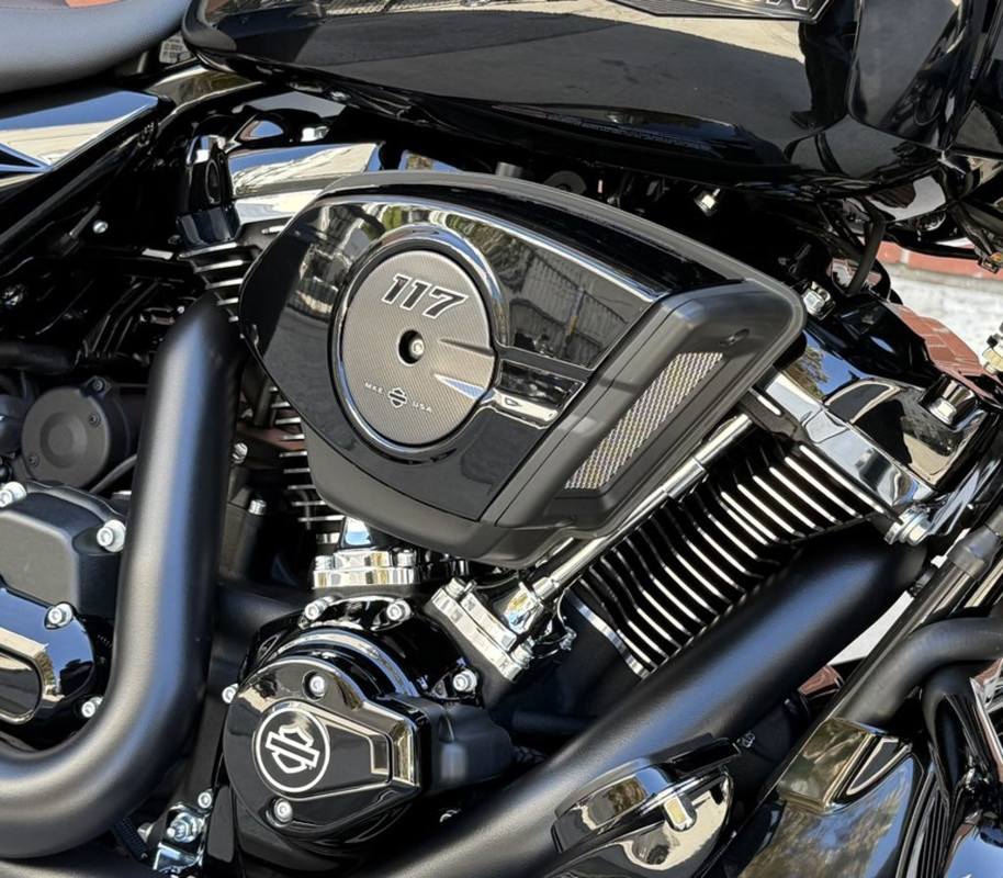Road Glide®