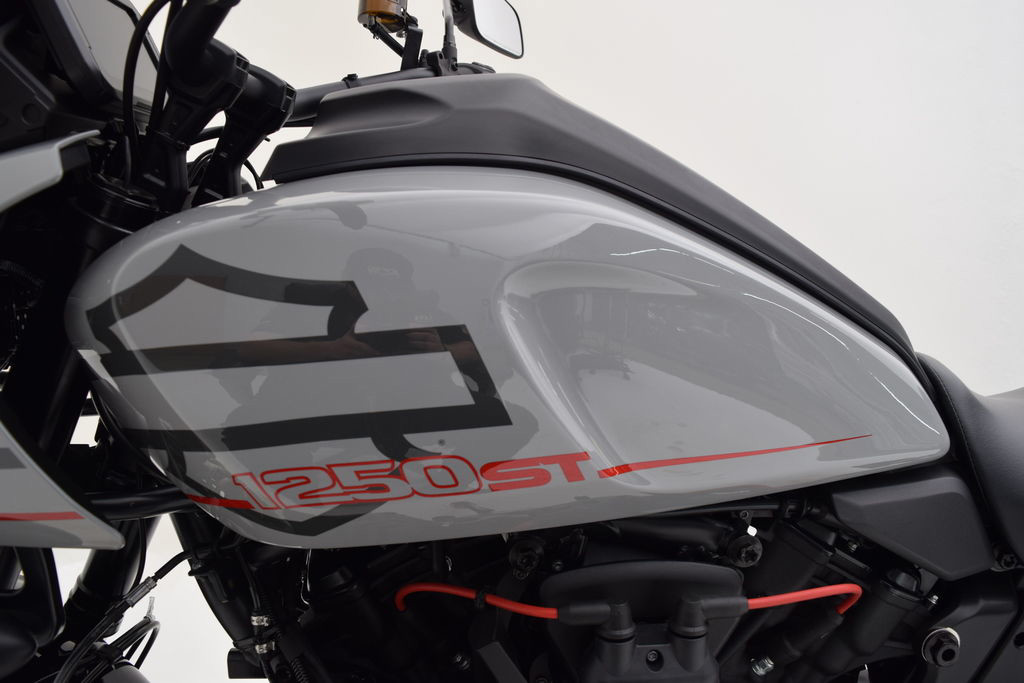 Pan America® 1250 ST