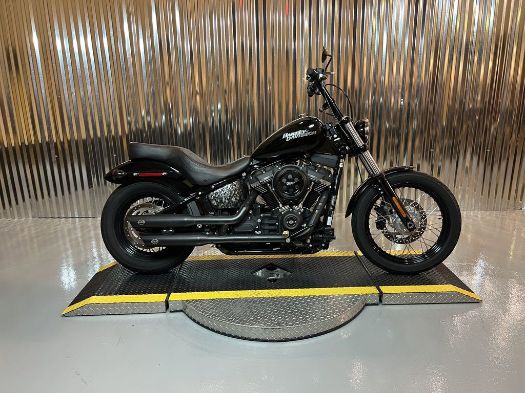 Softail® Street Bob®