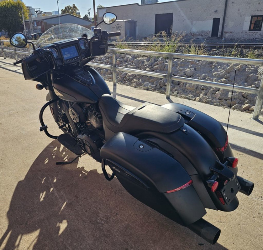 Chieftain® Dark Horse®