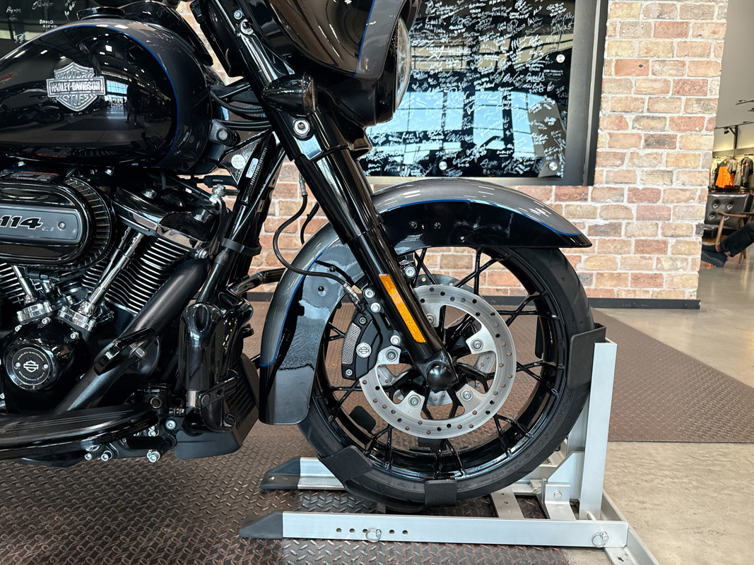 Street Glide® Special