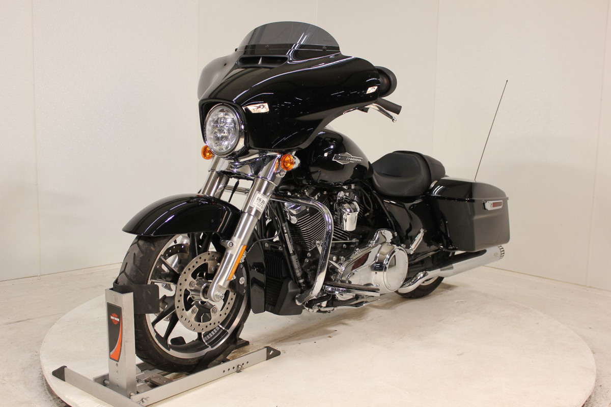 Street Glide® Special
