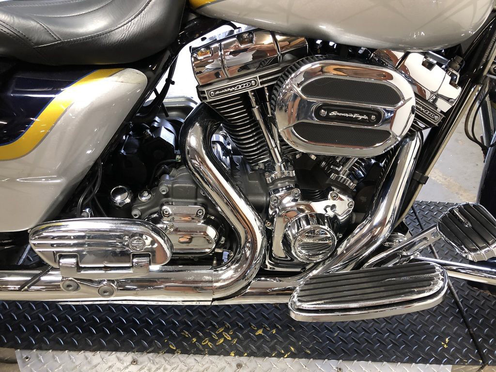 CVO® Ultra Classic® Electra Glide®