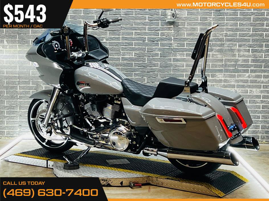 Road Glide®