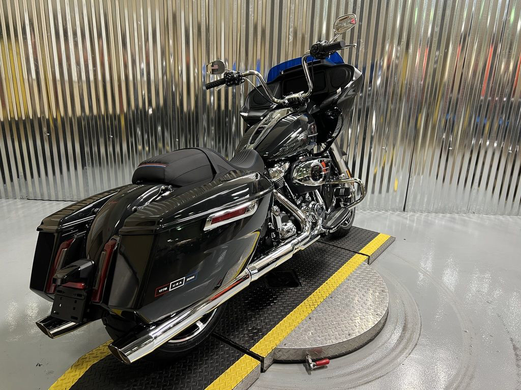 Road Glide®