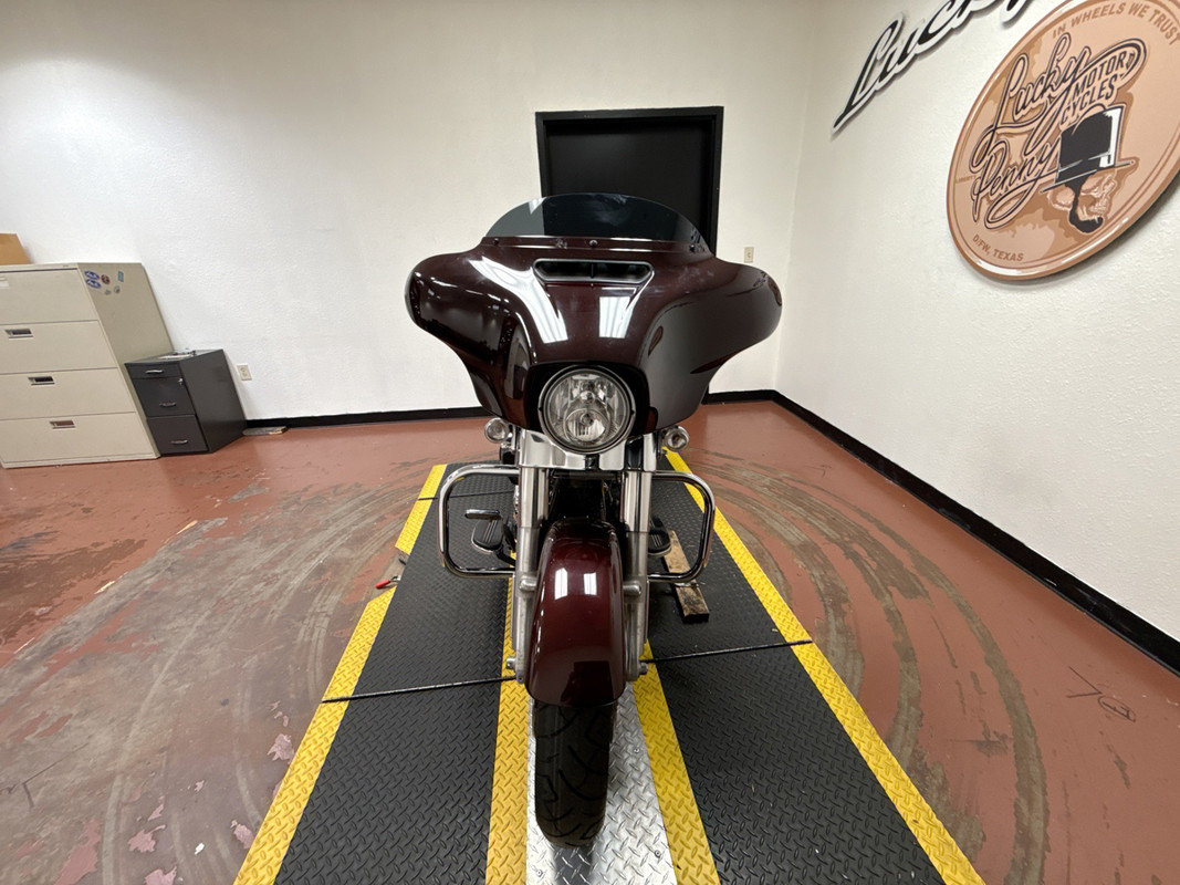 Street Glide®