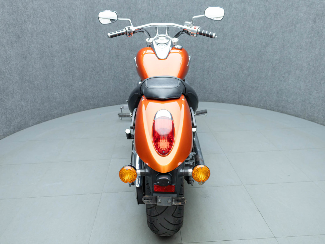 Vulcan 900 Custom