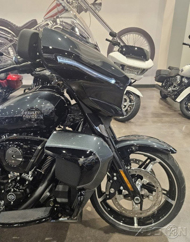 Street Glide® Ultra