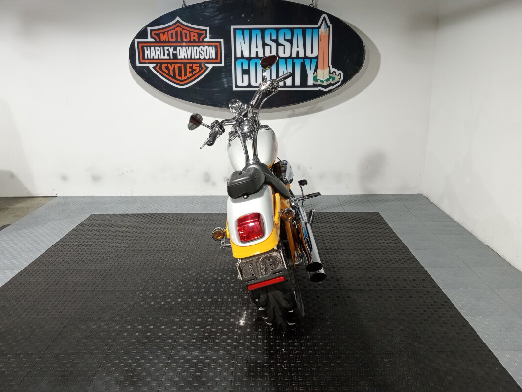 Screamin' Eagle® Softail® Deuce