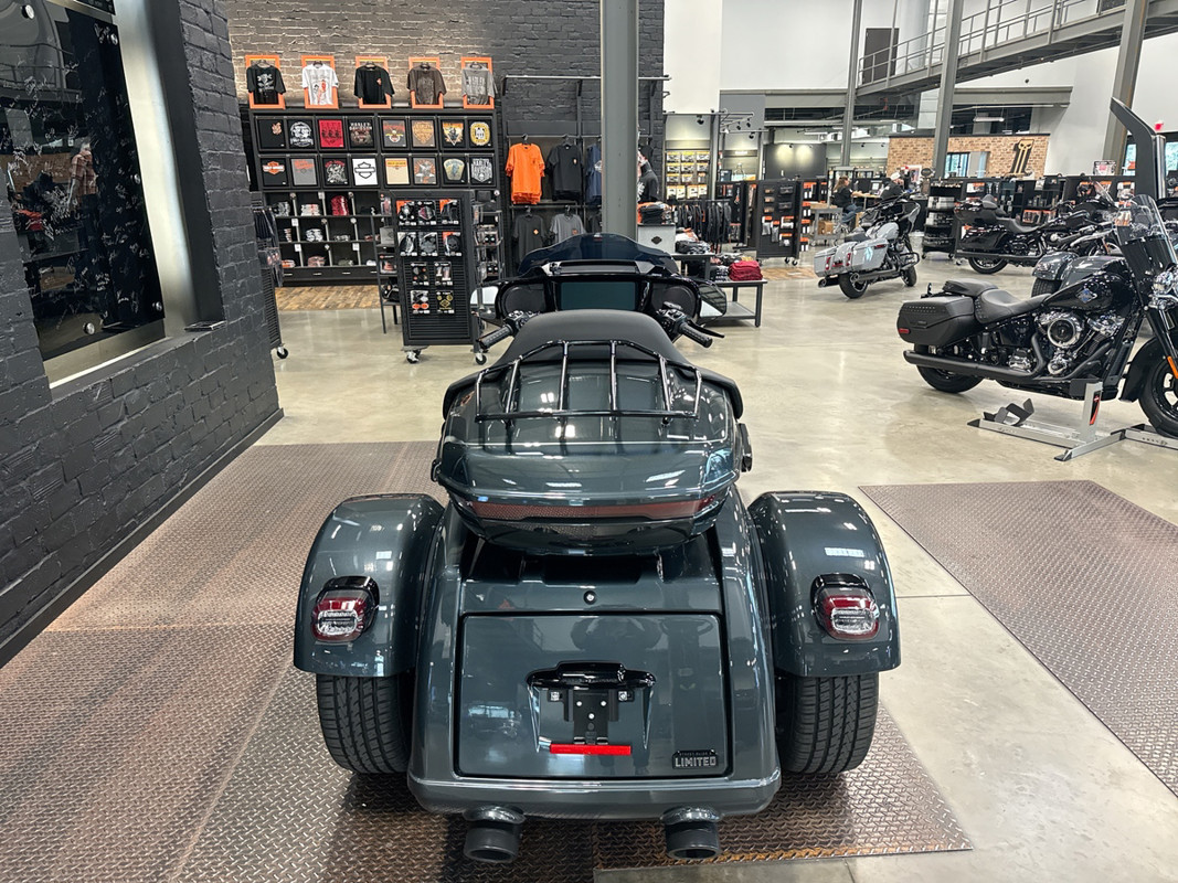 Street Glide® 3 Limited