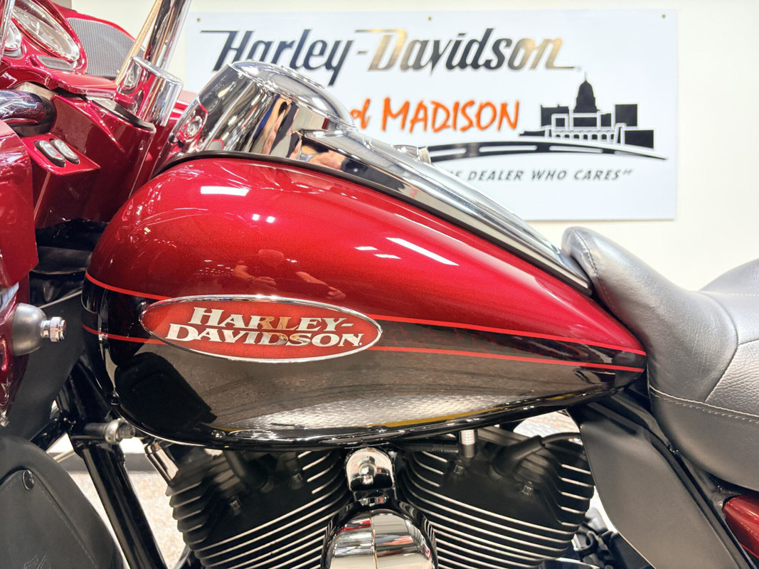 CVO™ Road Glide® Ultra