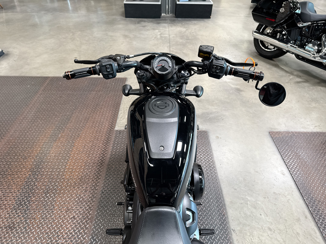 Nightster