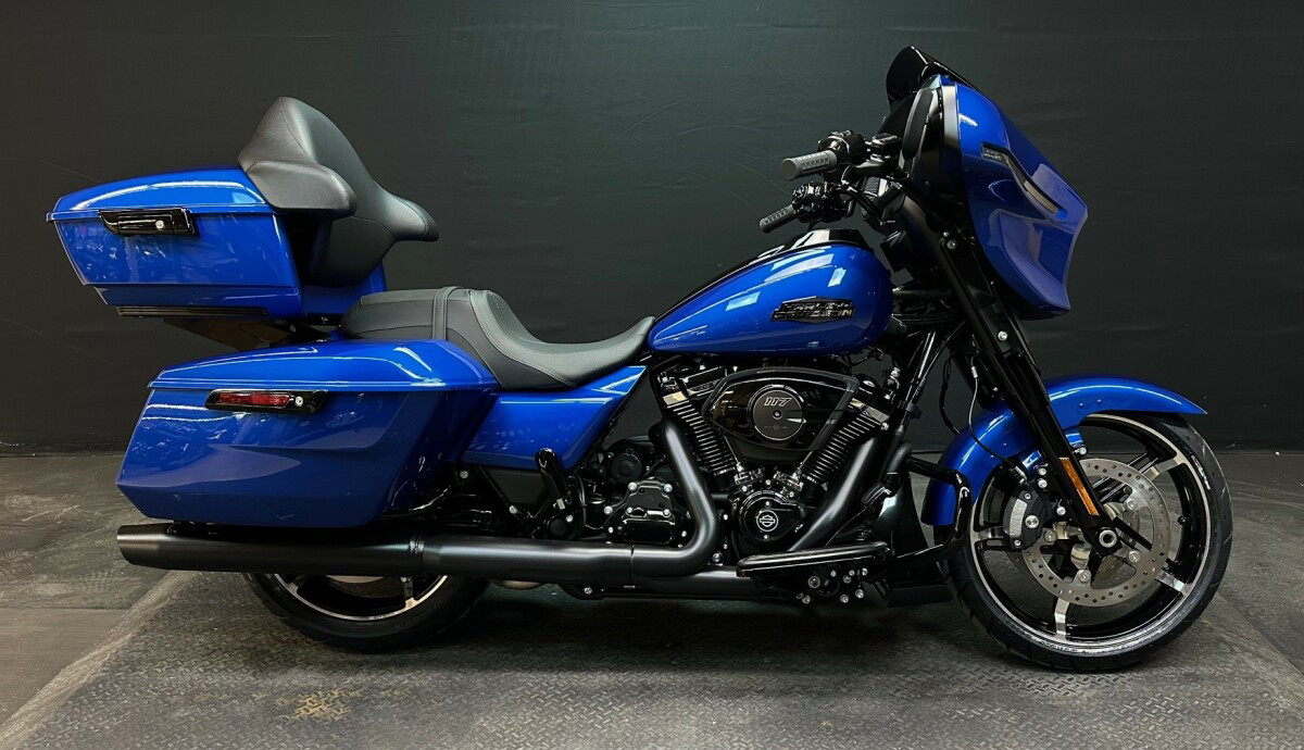 Street Glide®