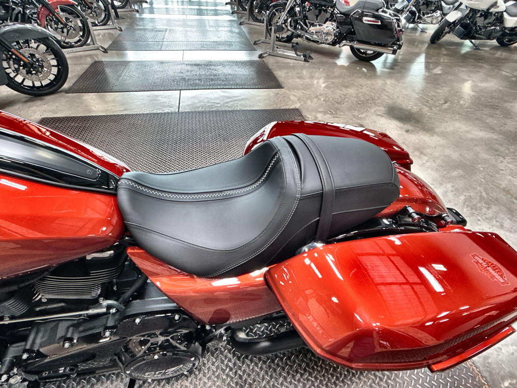 Road Glide®