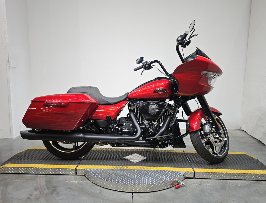 Road Glide®