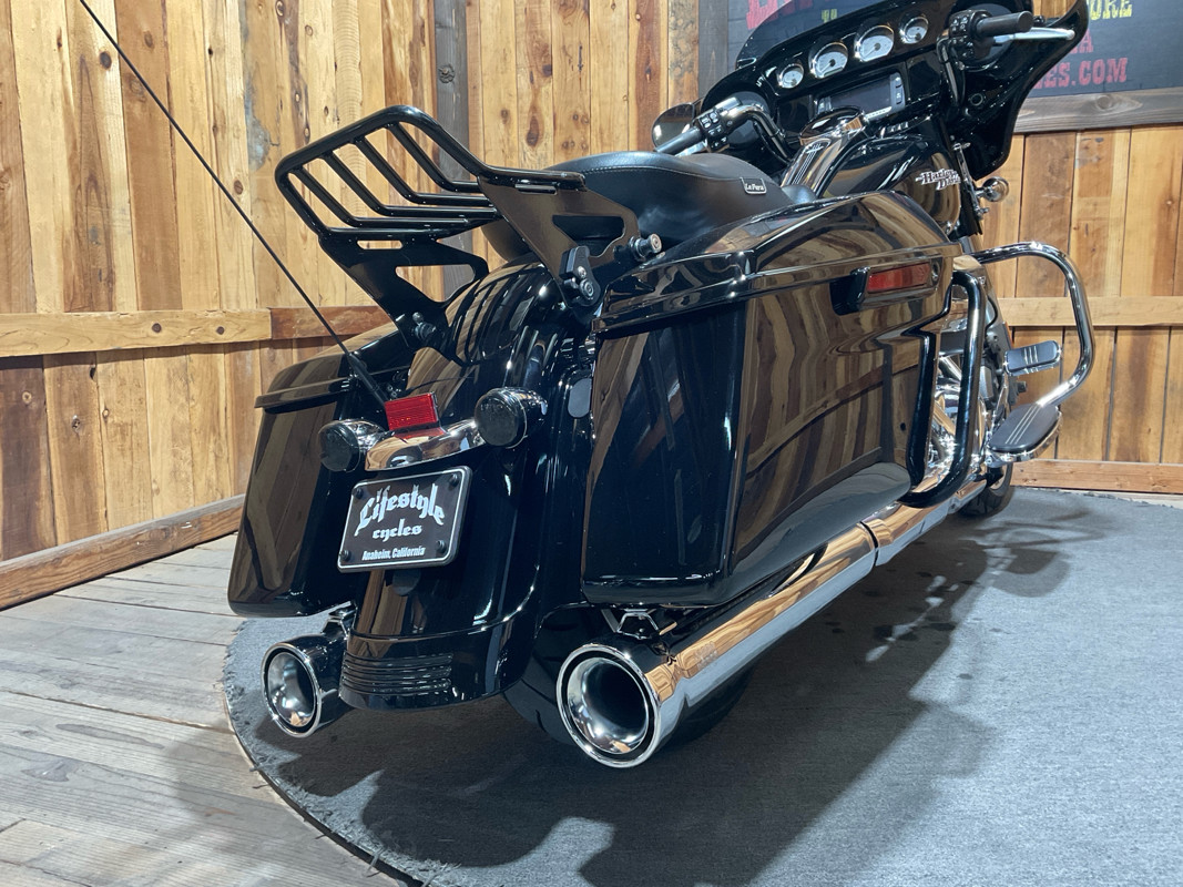 Street Glide® Special
