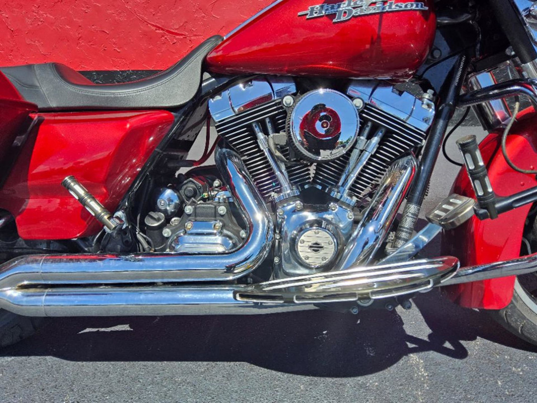 Street Glide®