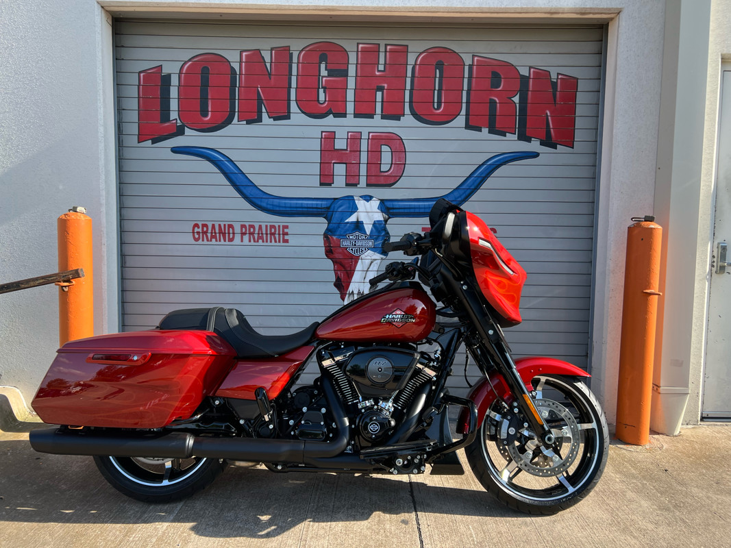 Street Glide®