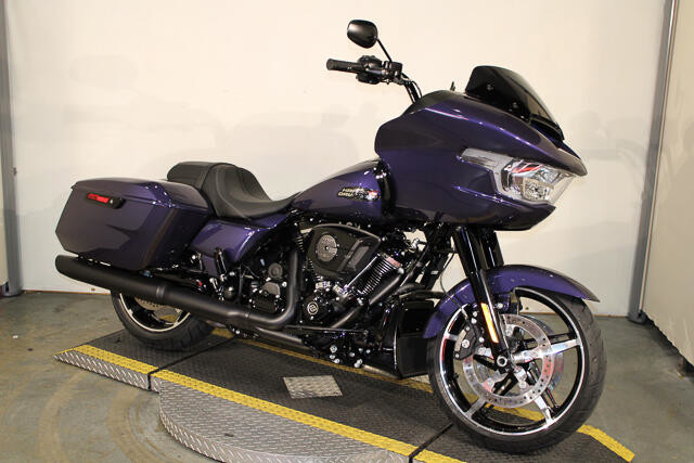 Road Glide®