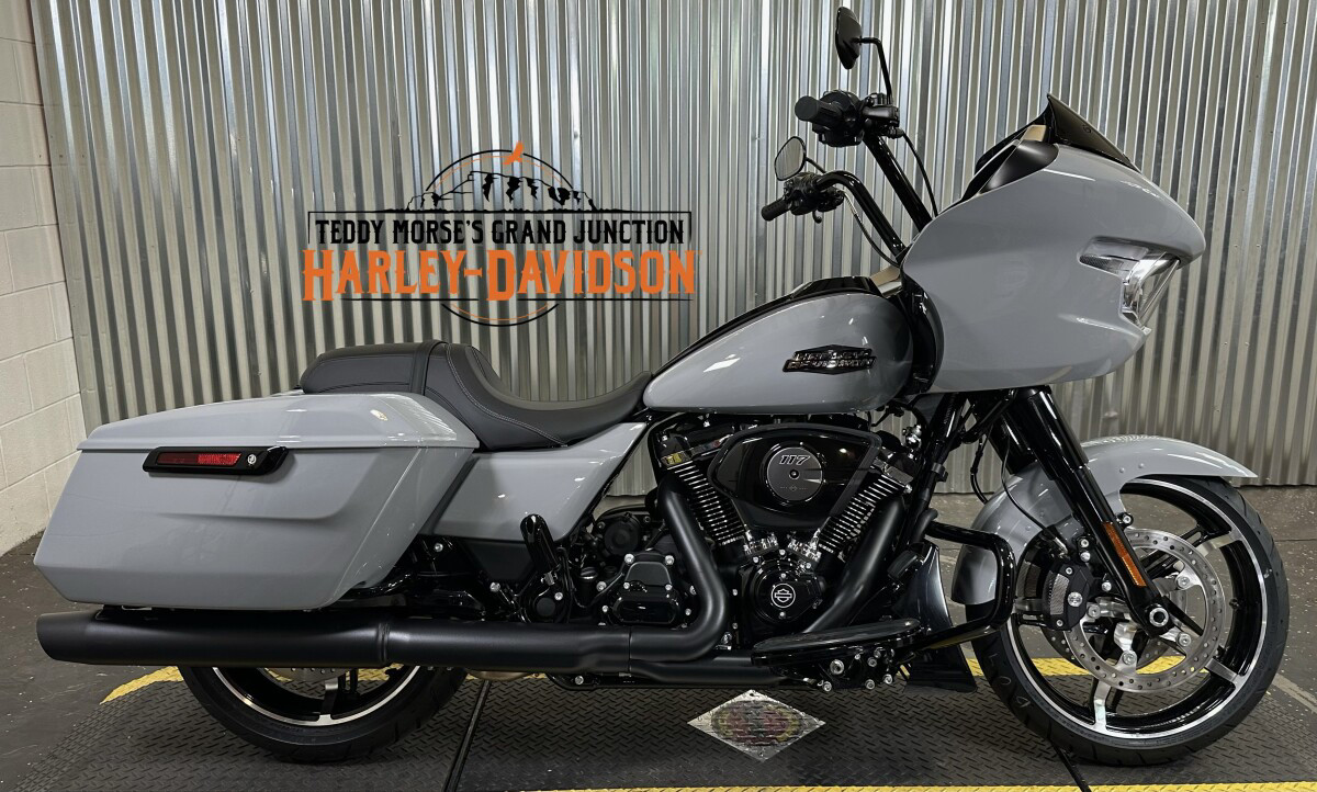 Road Glide®