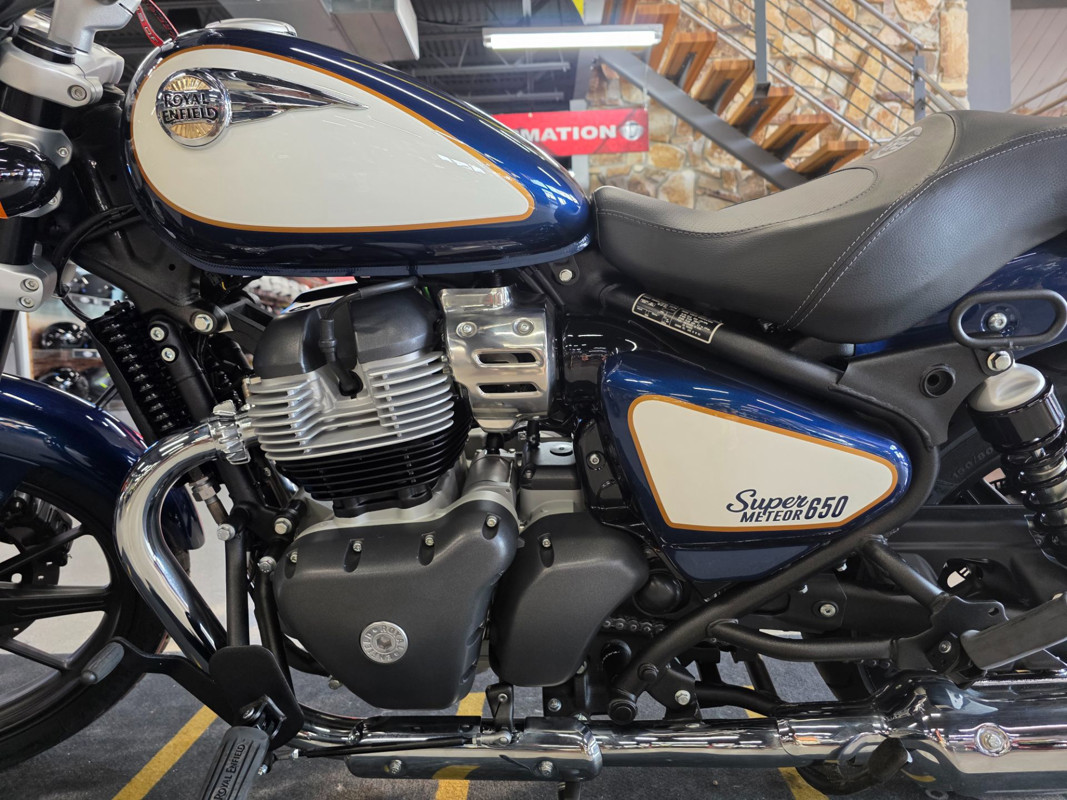 Super Meteor 650