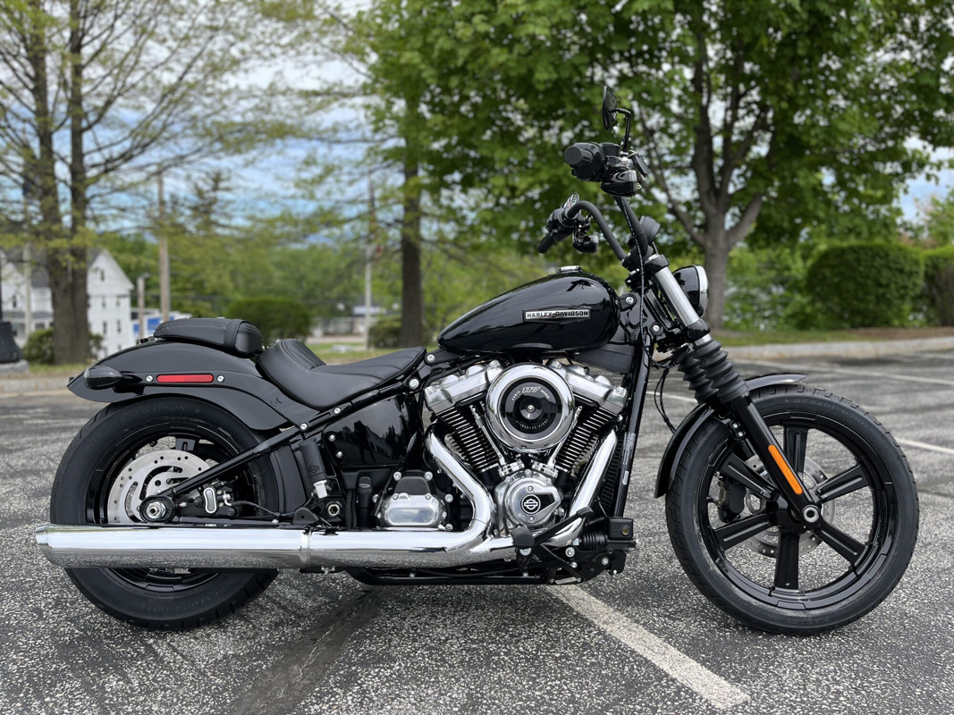 Street Bob®