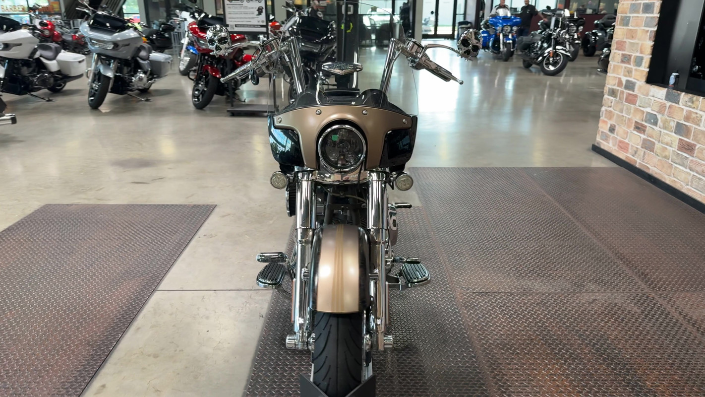 CVO® Softail® Convertible