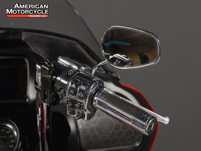 Road Glide® Ultra