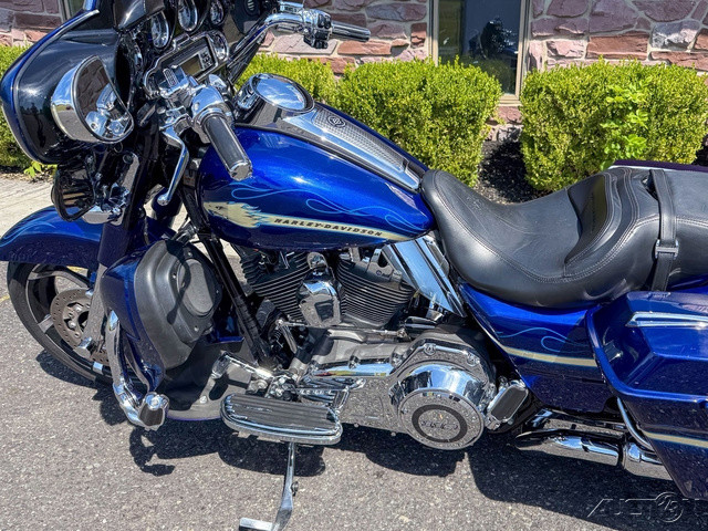 CVO™ Street Glide® 