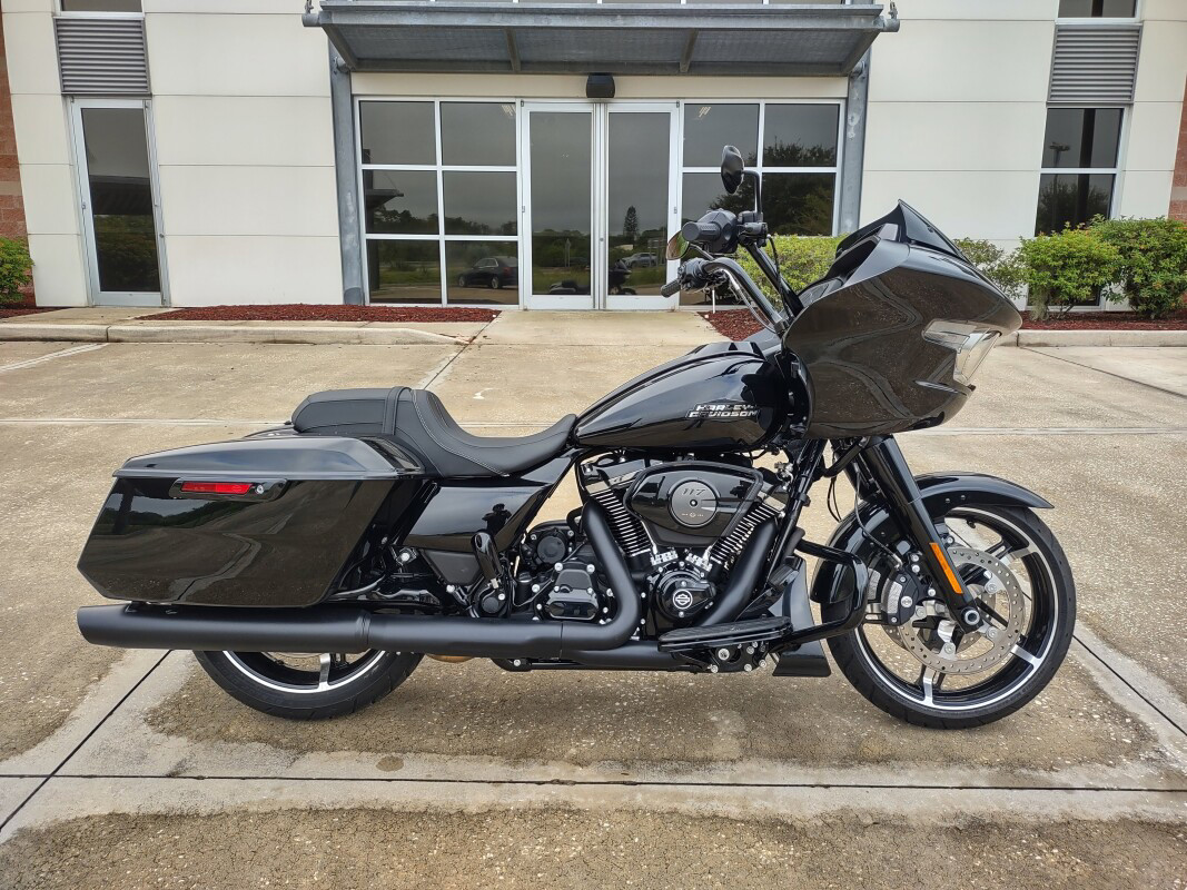 Road Glide®
