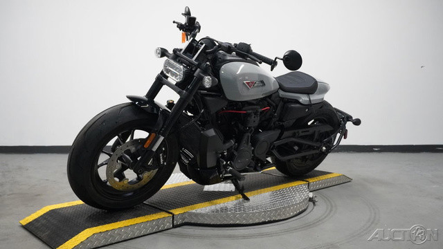Sportster® S