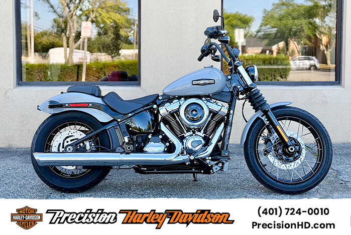 Street Bob®